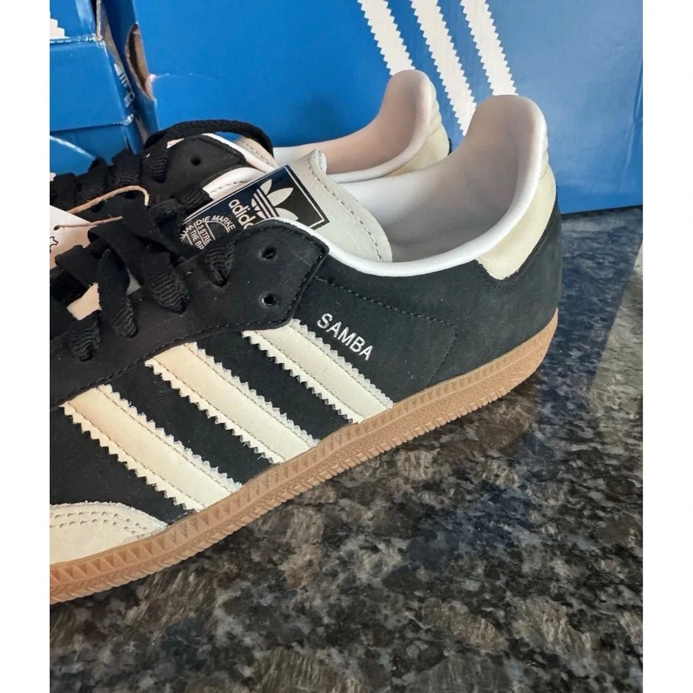 Adidas Samba OG Core Black Wonder White Gum Suede Leather Sneakers IE5386 - Picture 2 of 7